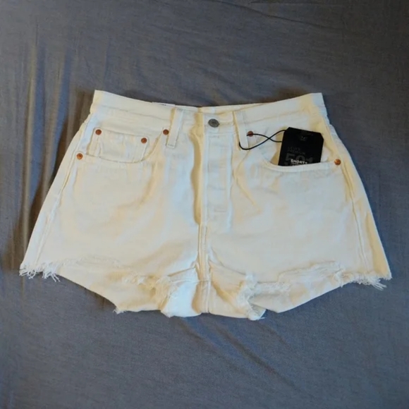 Levi's 501 Jean Denim Cutoff Shorts White - Picture 9 of 15